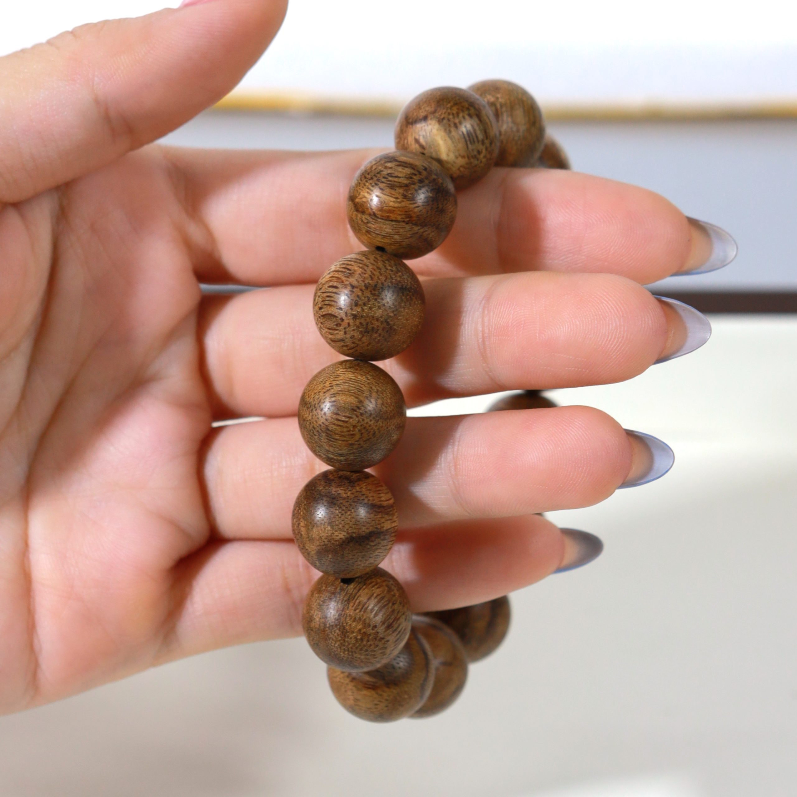 VÒNG TRẦM HƯƠNG TỰ NHIÊN BÔNG VÂN DẦU ĐẬM CAM - Ảnh 4